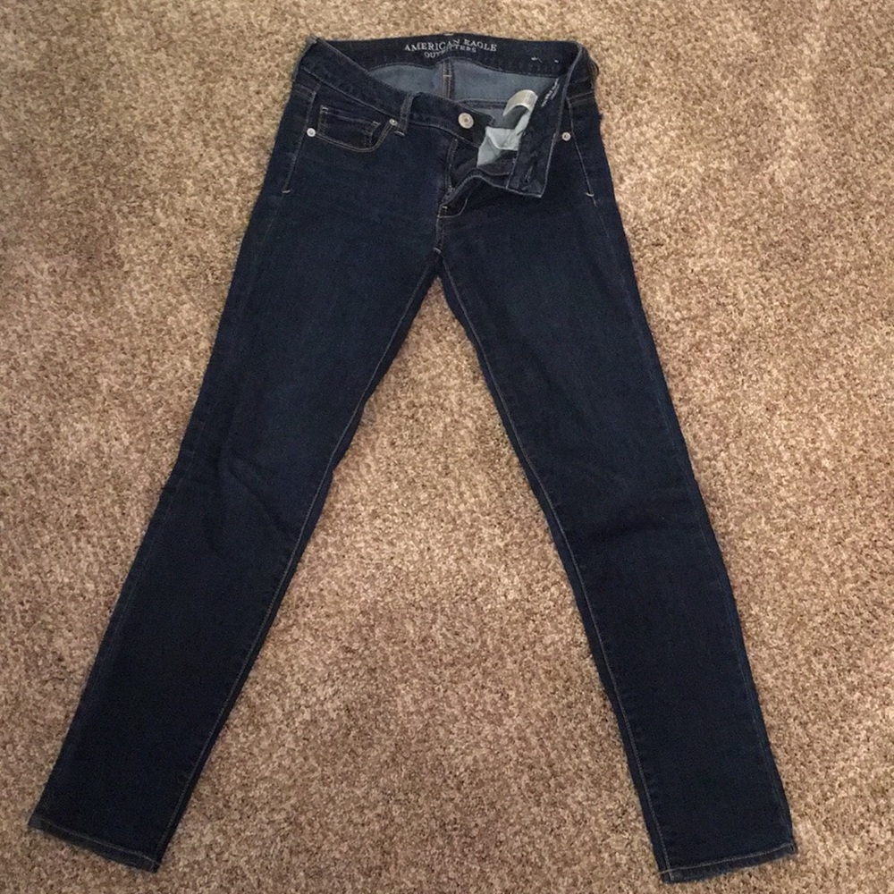 Size 2 American Eagle Skinny Jeans